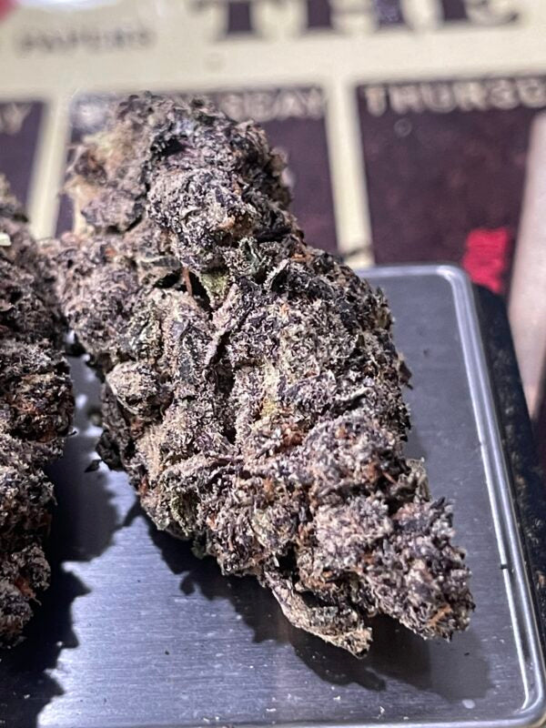 Black Valentine THCa Flower